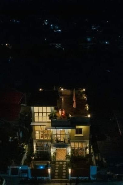 Rich-Vania Suites General Luna  Luaran gambar