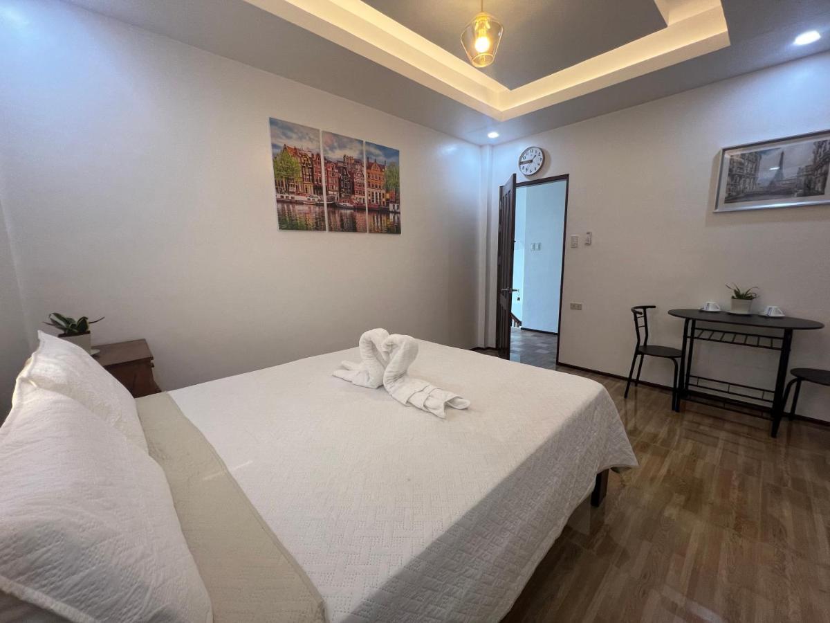Rich-Vania Suites General Luna  Luaran gambar